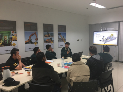 全液壓推土機產(chǎn)品知識培訓(xùn) 助力山推馬來西亞經(jīng)銷商業(yè)務(wù)拓展